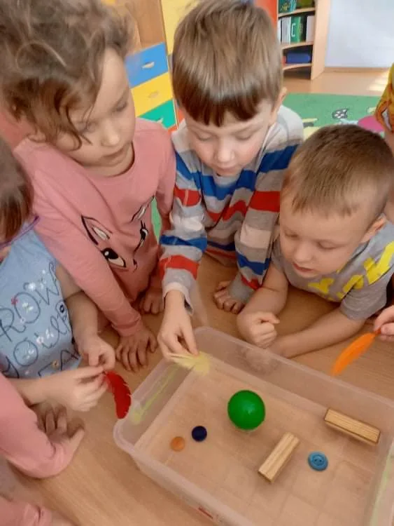 received 673203800468096