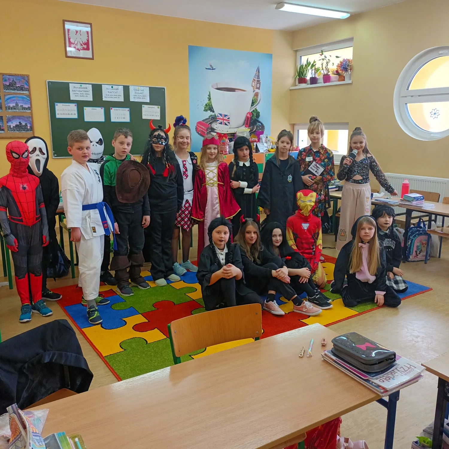 KARNAWAŁOWE HARCE I SWAWOLE