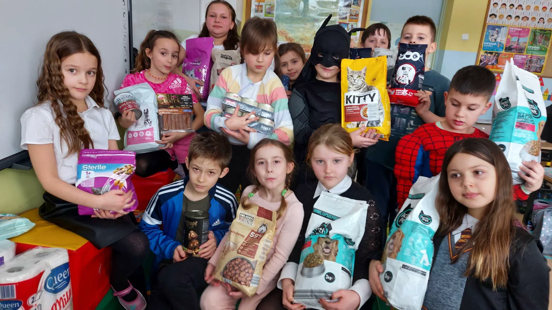 FINAŁ AKCJI ,,S O S  DLA ZWIERZĄT”