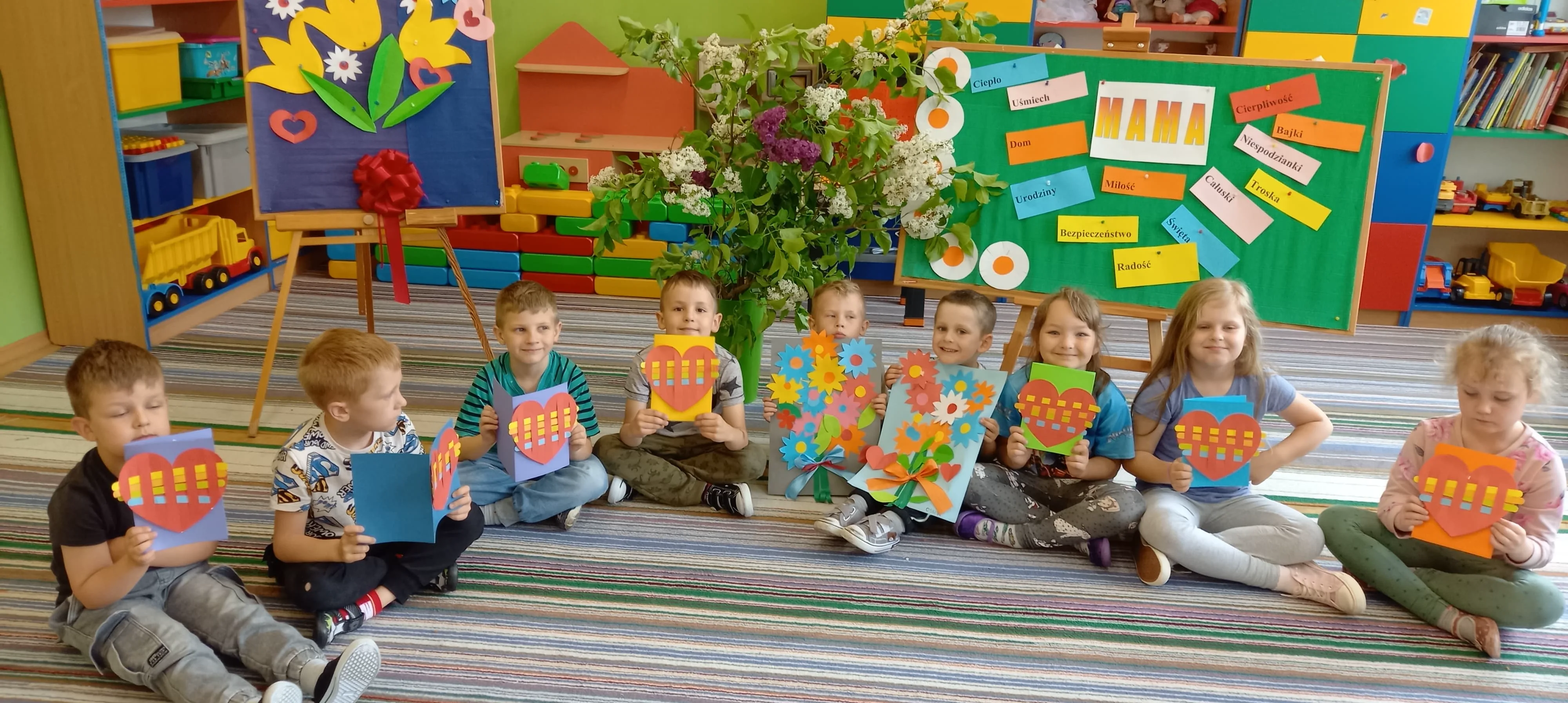 MAMO, MAMO COŚ CI DAM...