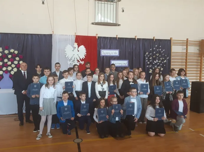 UROCZYSTE WRĘCZENIE STYPENDIÓW