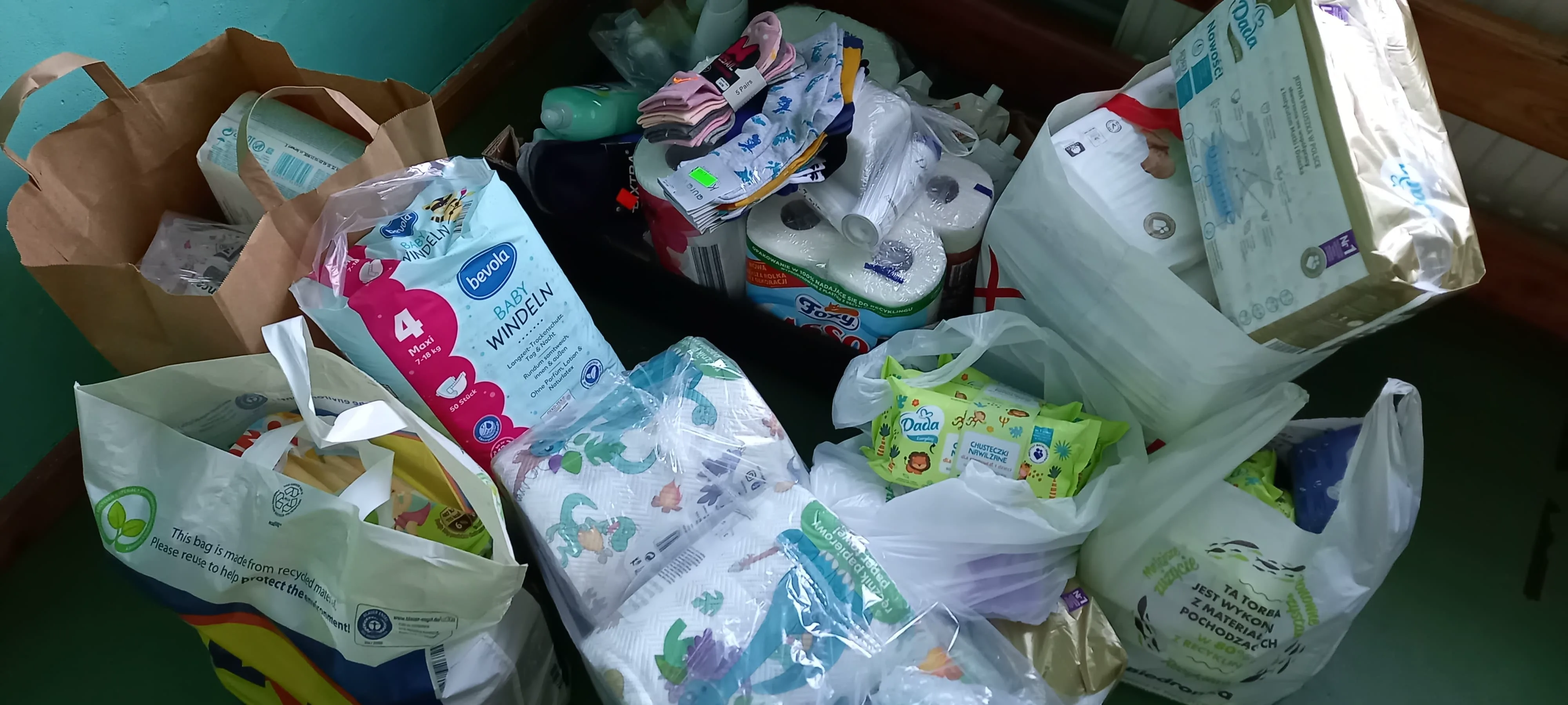 MALUTKIE  SERDUSZKA  BIJĄ DLA UKRAINY