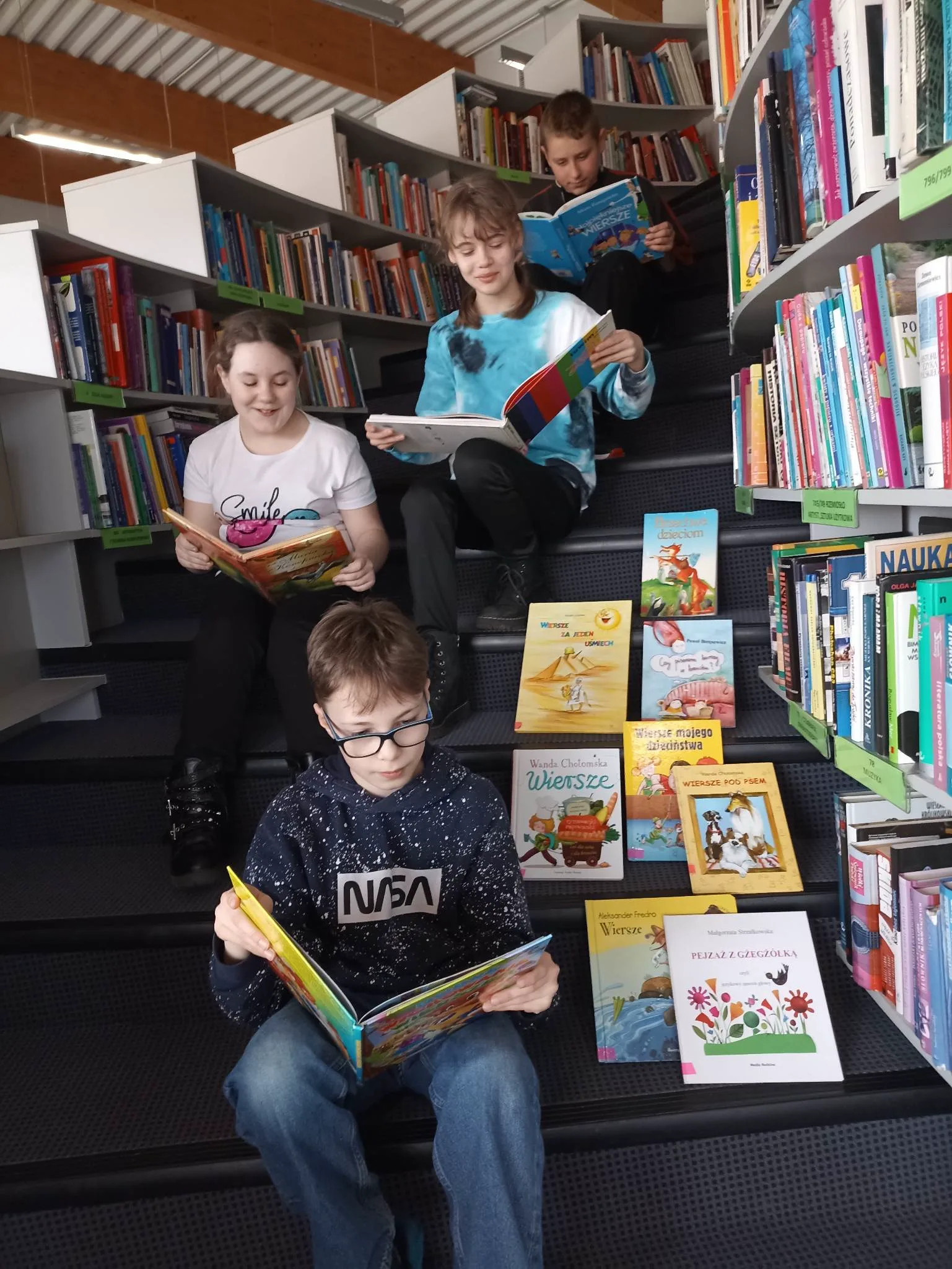 336634453 3409460415968280 976751674207983193 n