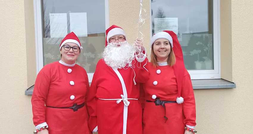 D4995AC5 AEE6 4EE6 85AE 460DCE359C3A