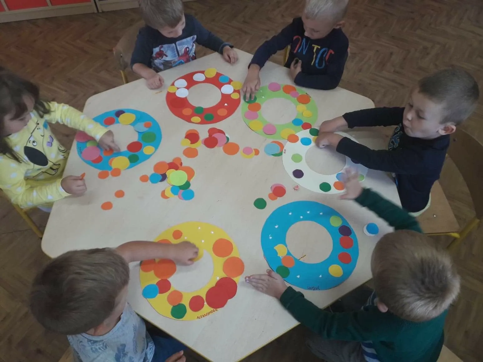 received 2116235161815360