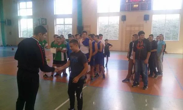 Powiatowy turniej koszykówki