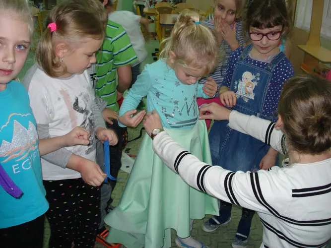 „Tańcowała igła z nitką…”