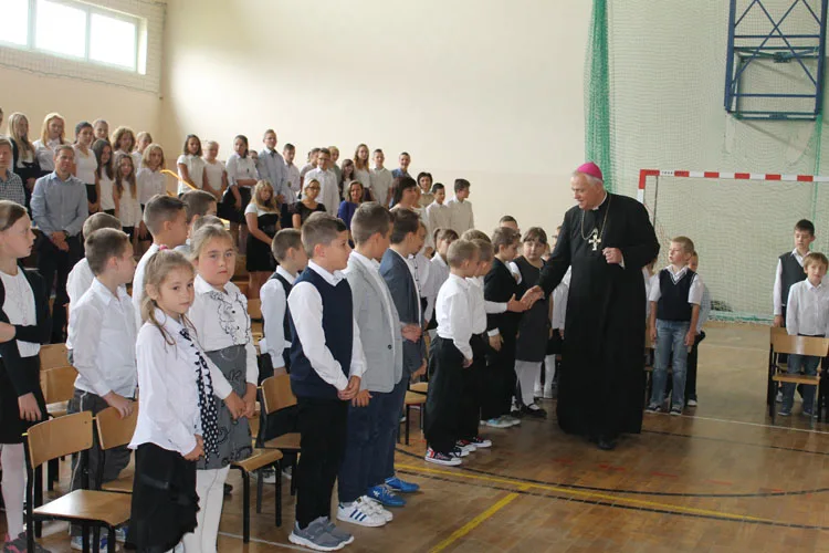 Wizyta księdza Biskupa w naszej szkole