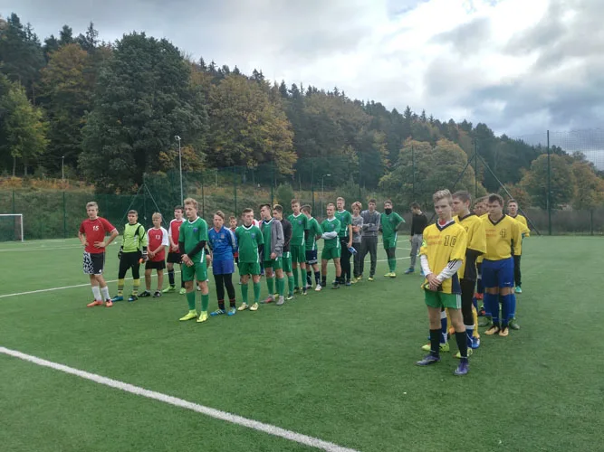 Powiatowy Turniej Piłki Nożnej  chłopców w ramach Igrzysk Młodzieży Szkolnej w Jedlinie Zdroju