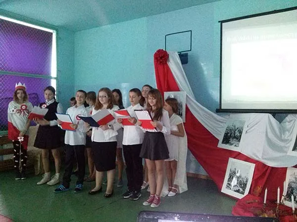 11 listopada Narodowe Święto Niepodległości – Uroczystość w Szkole Podstawowej Witkowie