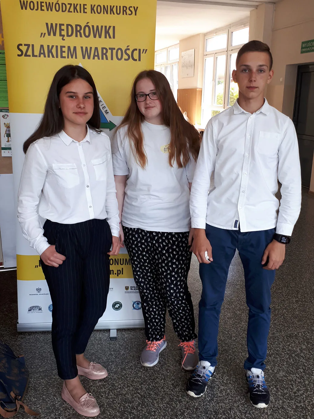 Pierwsze miejsce Amelii Góreckiej w Wojewódzkim Konkursie Wiedzy o Dolnym Śląsku  „Dolnośląskim Szlakiem – cuda natury i architektury”