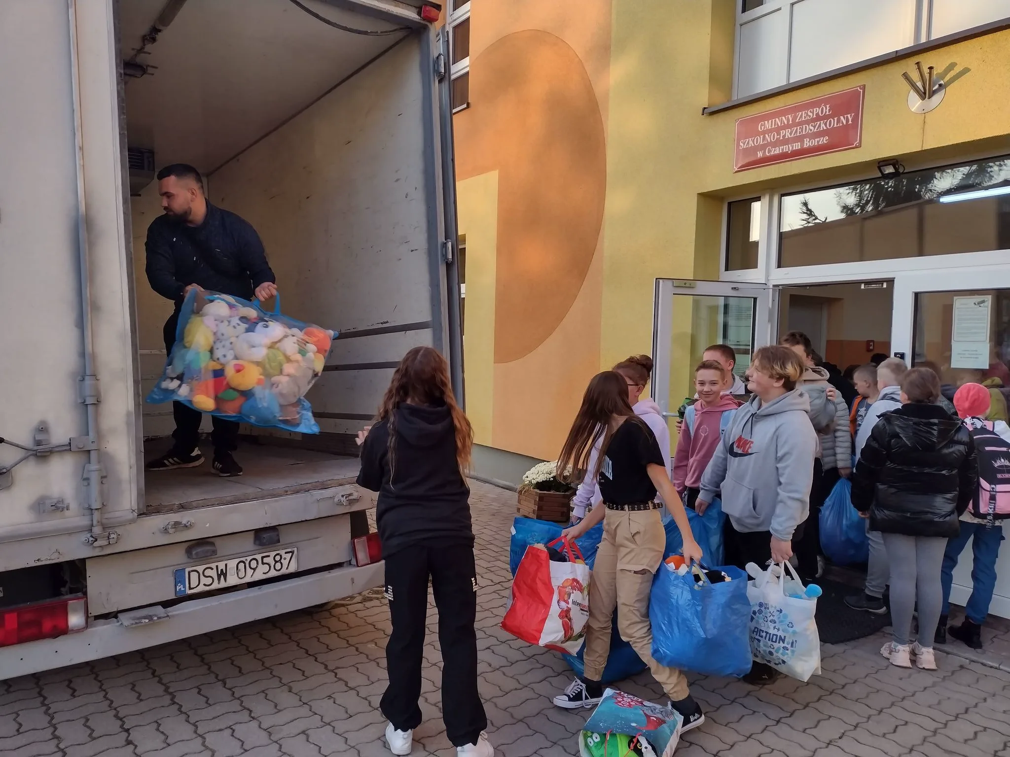 312176060 439543724977959 8250400614856235003 n