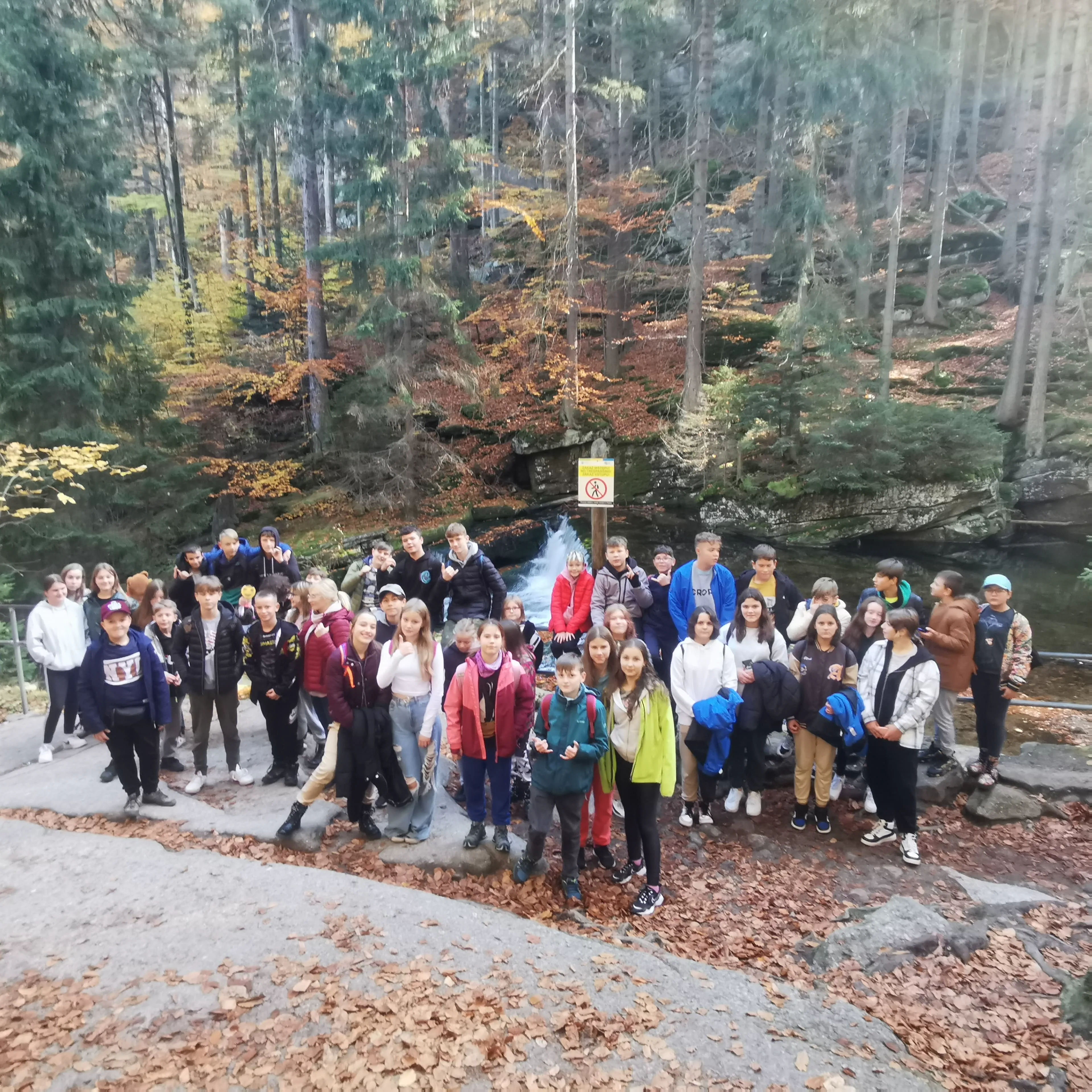 312341496 1220384325410450 7174623326410773433 n