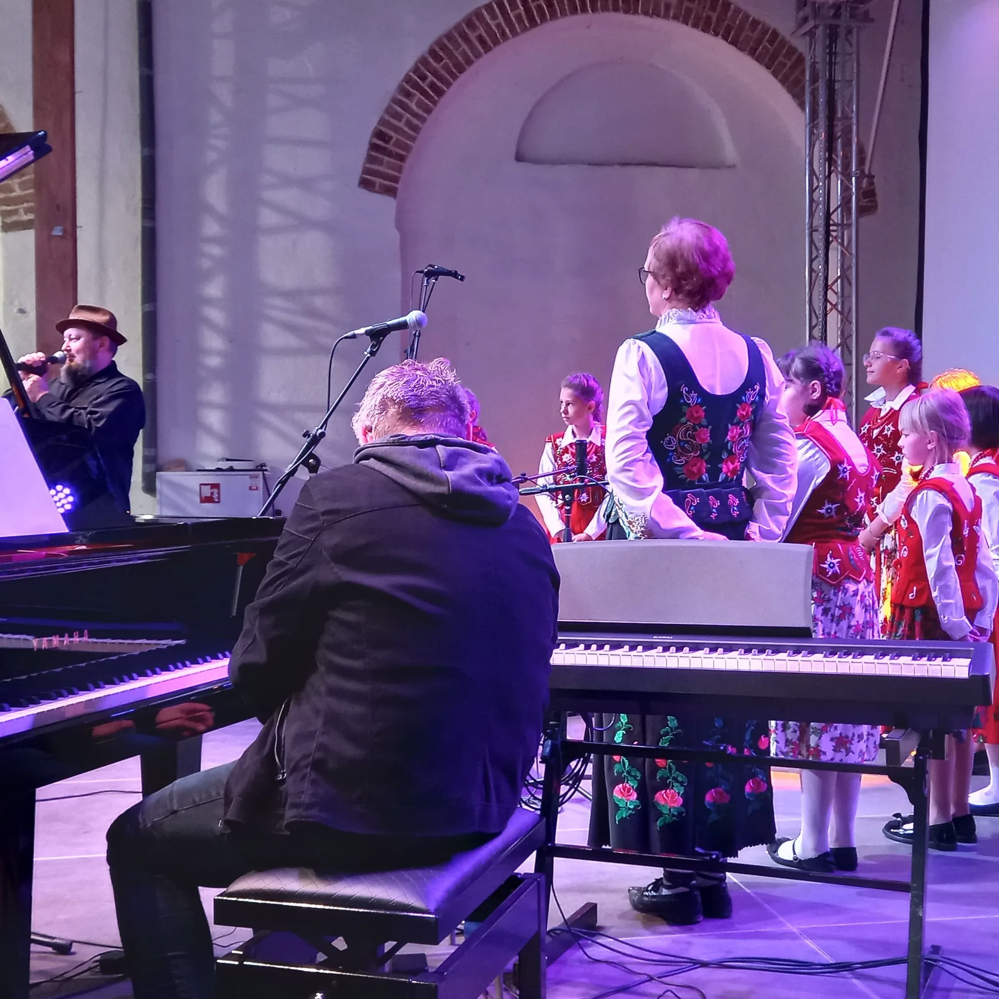 307401418 740423547052424 3170420427572820729 n